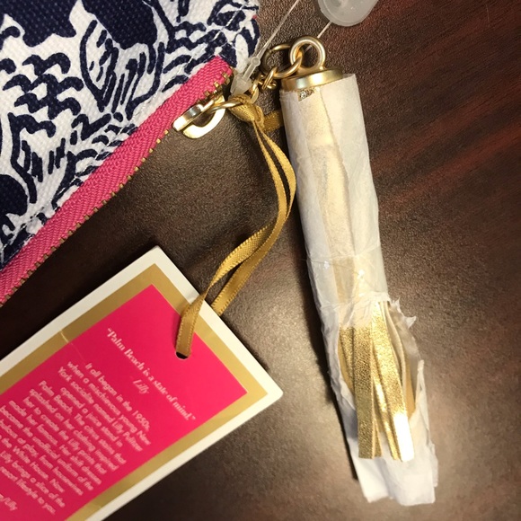 Lilly Pulitzer Navy Clutch - Picture 6 of 7